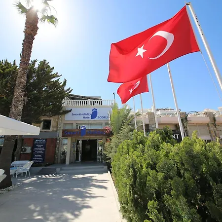 Smart Bodrum 4*